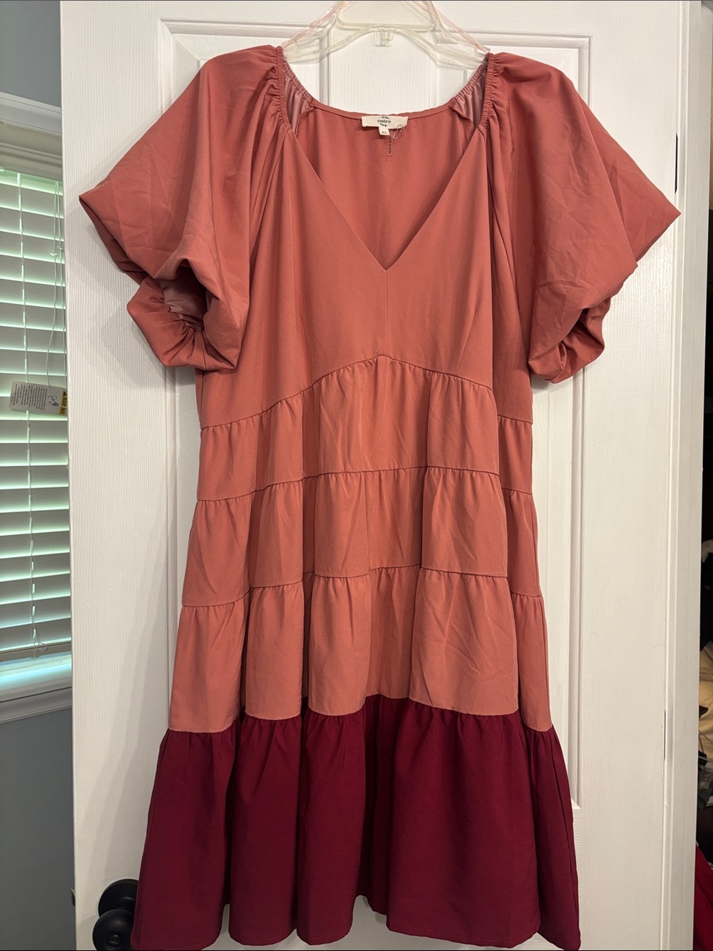 entro Two-Tone Rust and Burgundy Tiered V-Neck Dress
